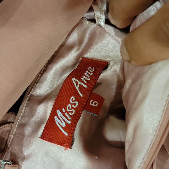 # 18. Formal Dress 👗 - Picture 13 of 15